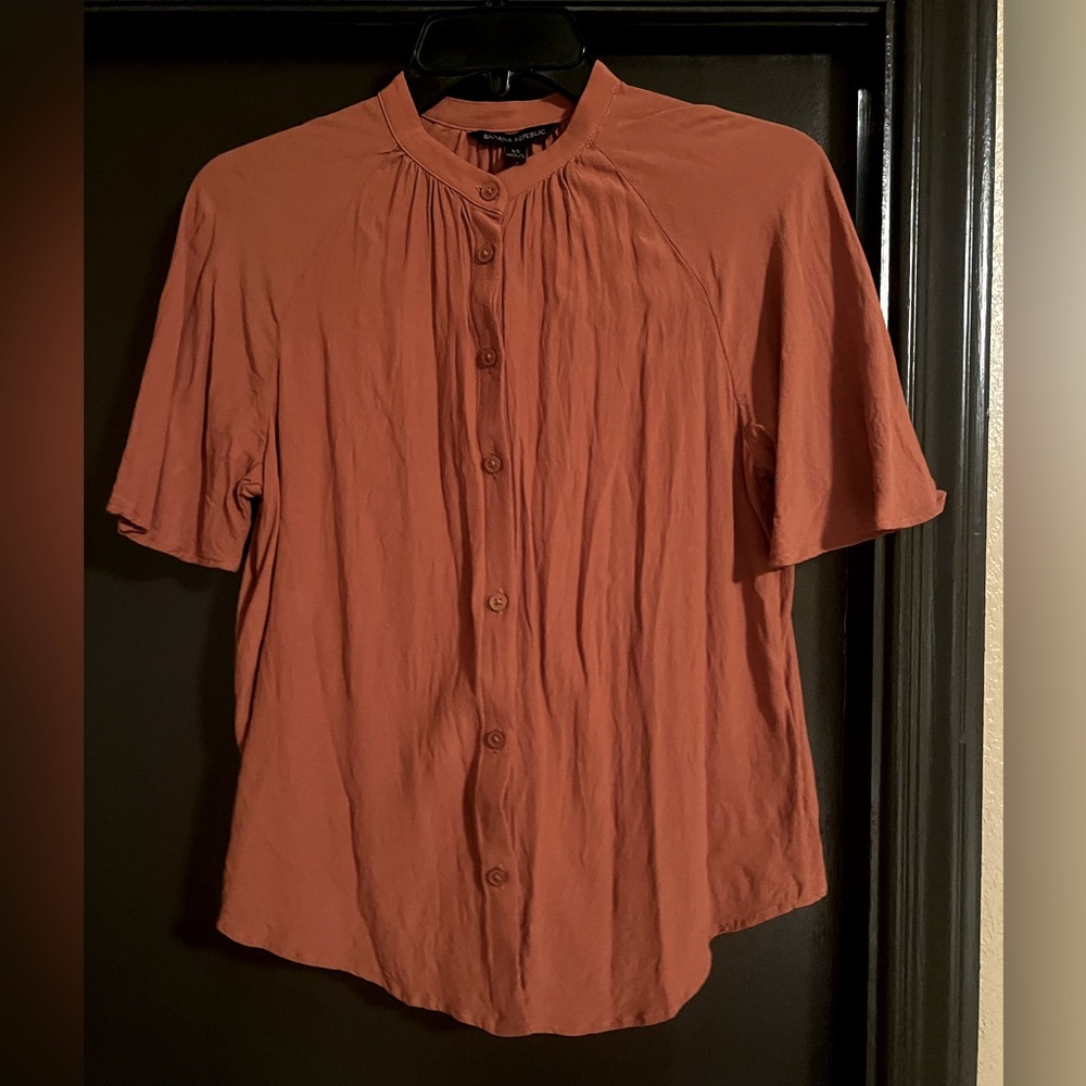 Flowy terracotta button down, Banana Republic, XS